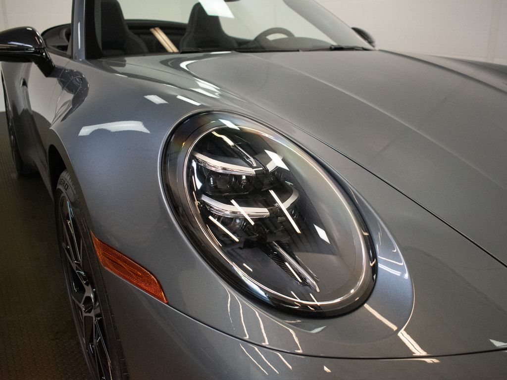 2026 Porsche 911 S - Photo 14