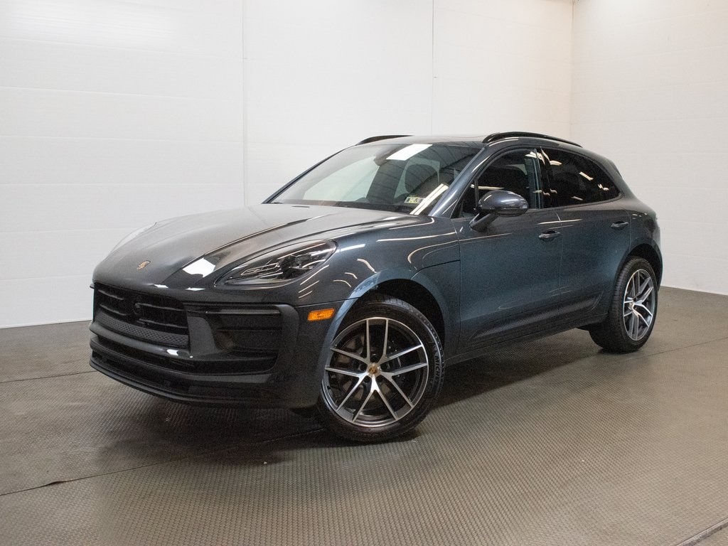 2025 Porsche Macan