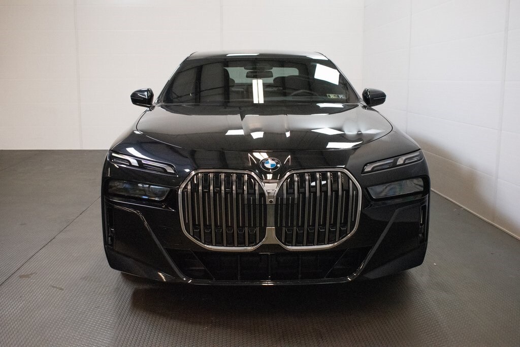 Certified 2025 BMW 740i xDrive Sedan