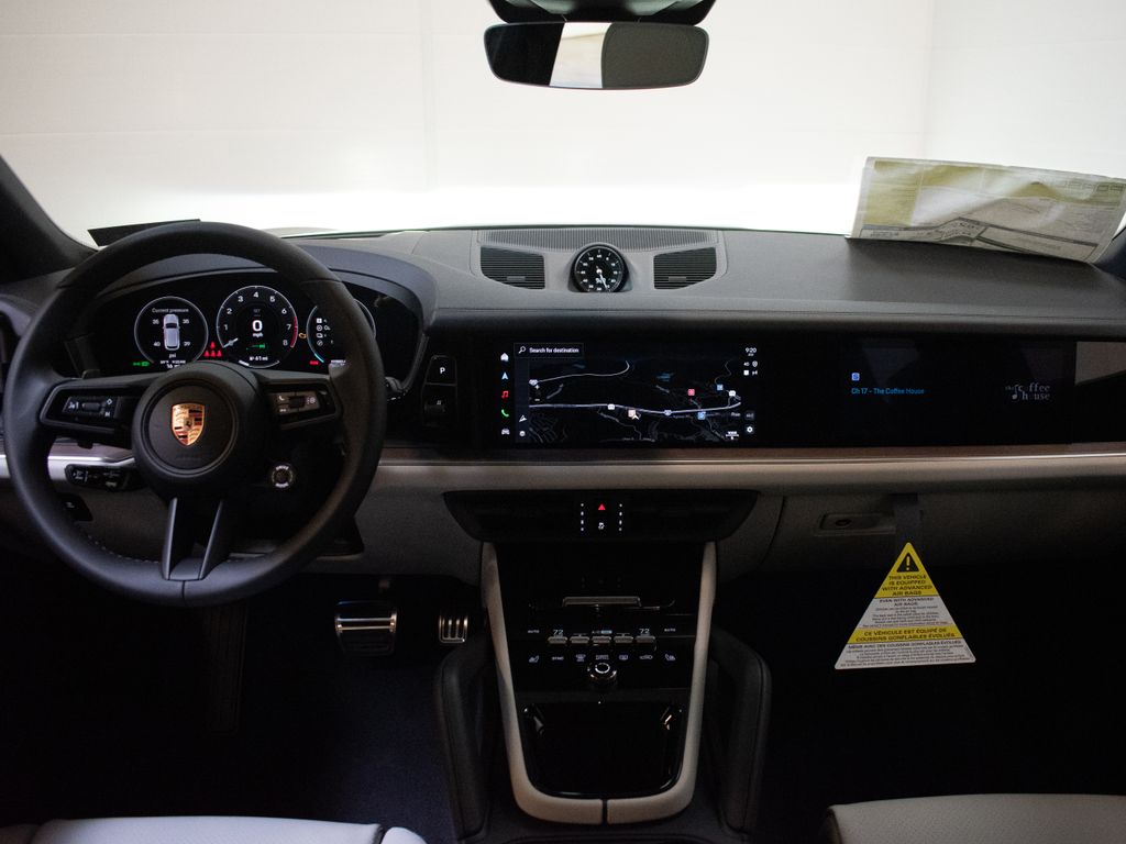 2026 Porsche Cayenne S E-Hybrid - Photo 24