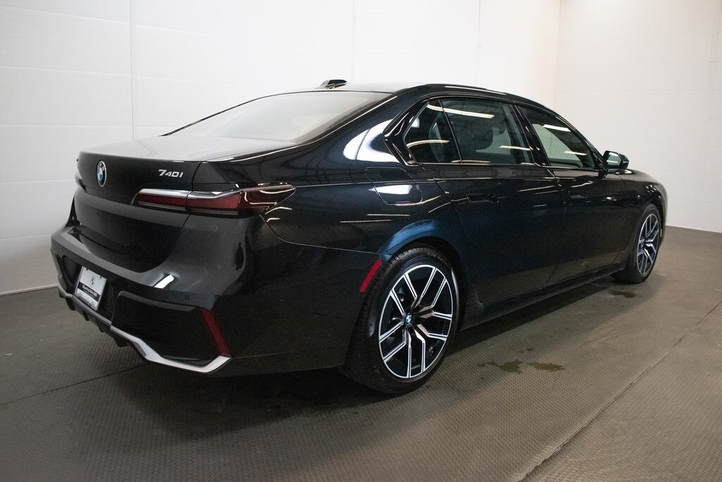 Certified 2025 BMW 740i xDrive Sedan