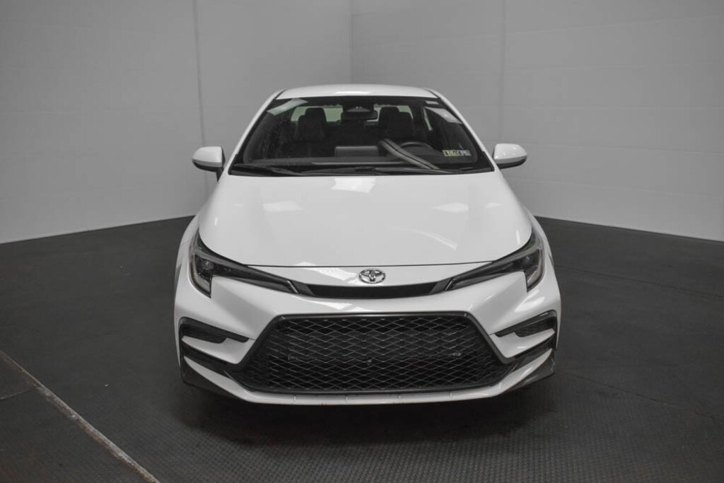 Used 2023 Toyota Corolla SE Sedan