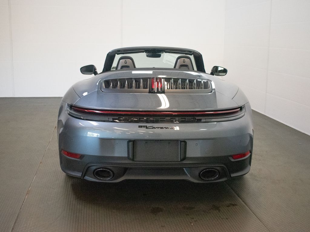 2026 Porsche 911 S - Photo 6