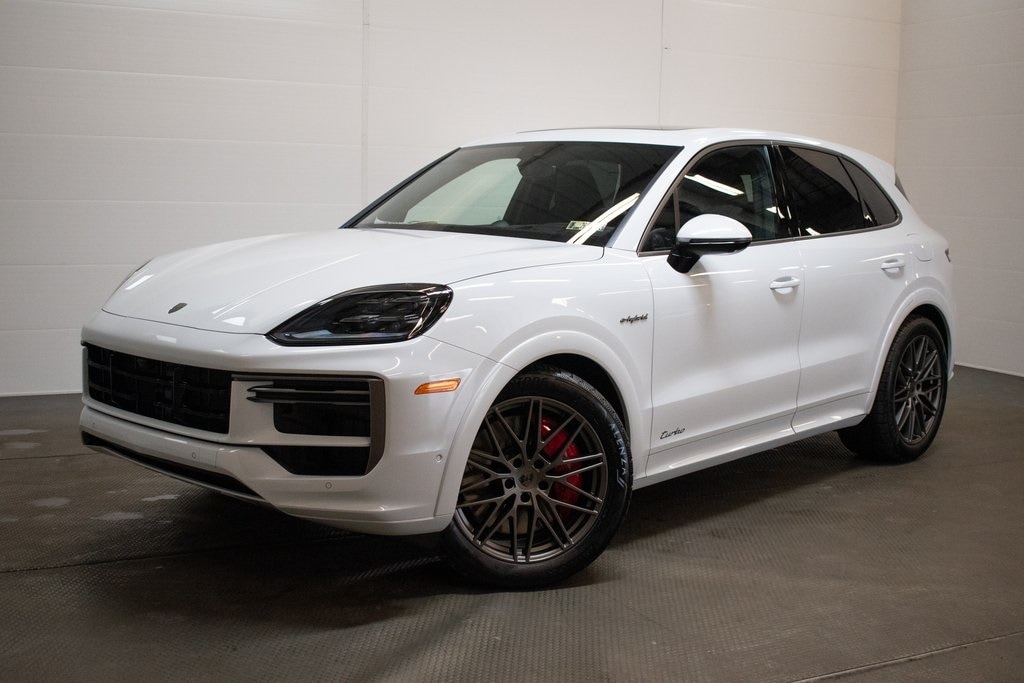2025 Porsche Cayenne E-Hybrid Turbo