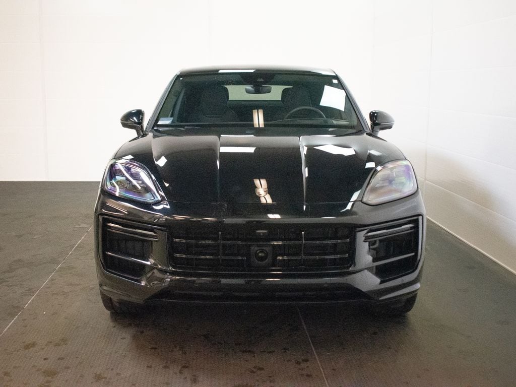 2025 Porsche Cayenne Coup Turbo E-Hybrid - Photo 7