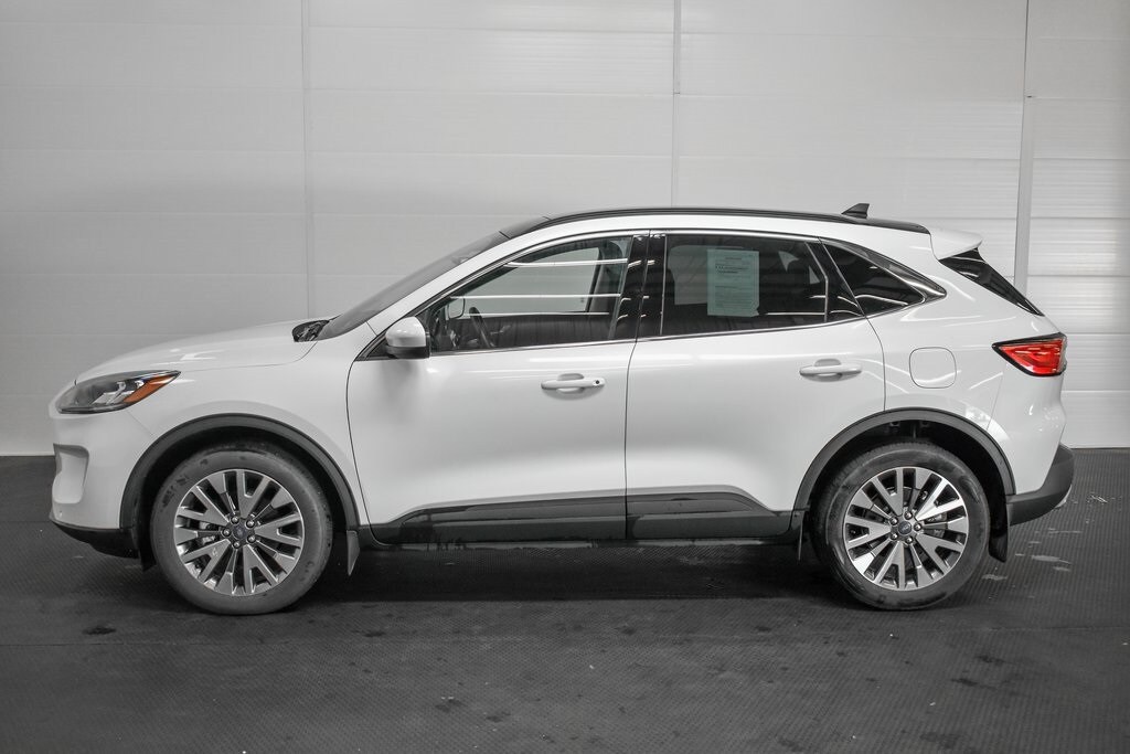 Used 2022 Ford Escape Titanium SUV