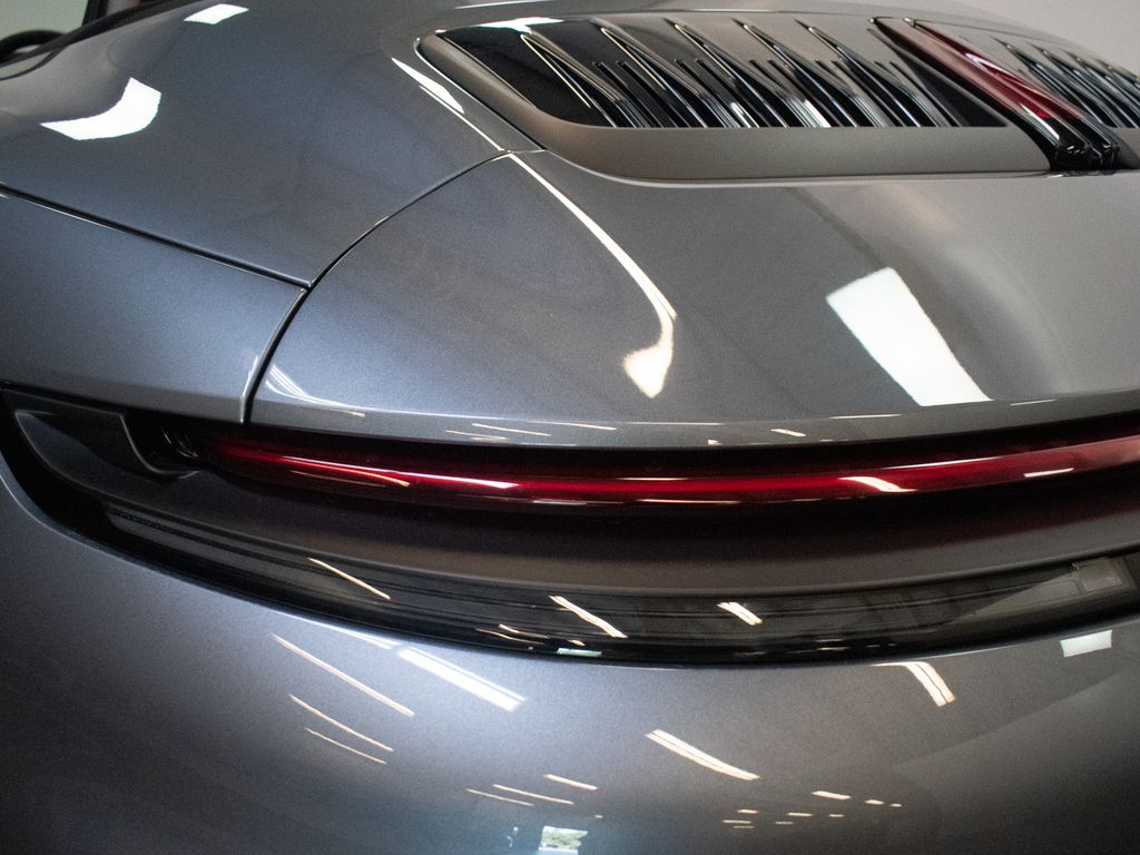2026 Porsche 911 S - Photo 15