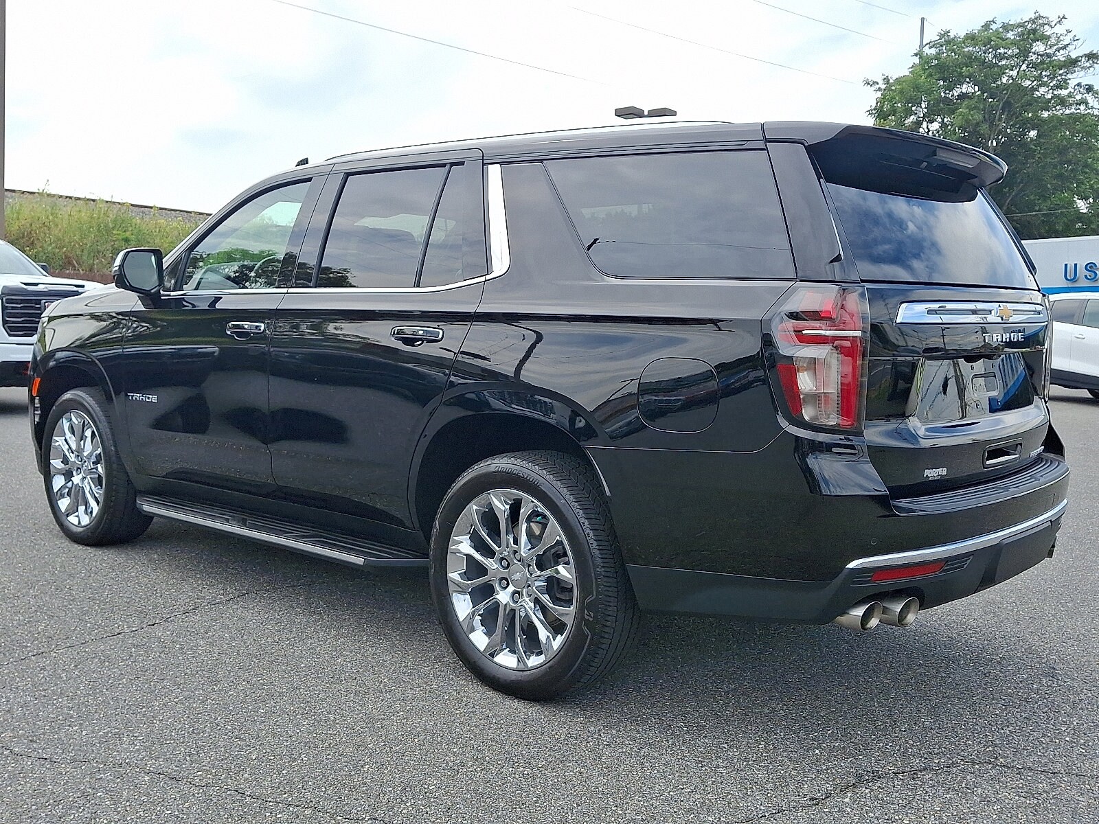 2023 Chevrolet Tahoe Premier photo 3