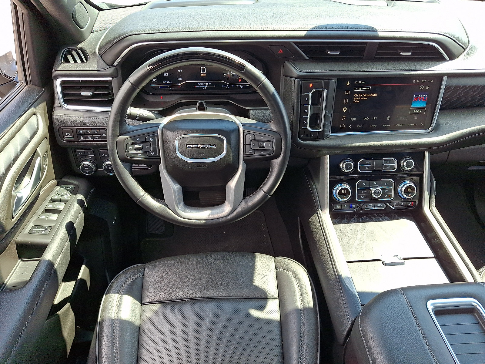 2024 GMC Yukon XL Denali - Photo 14