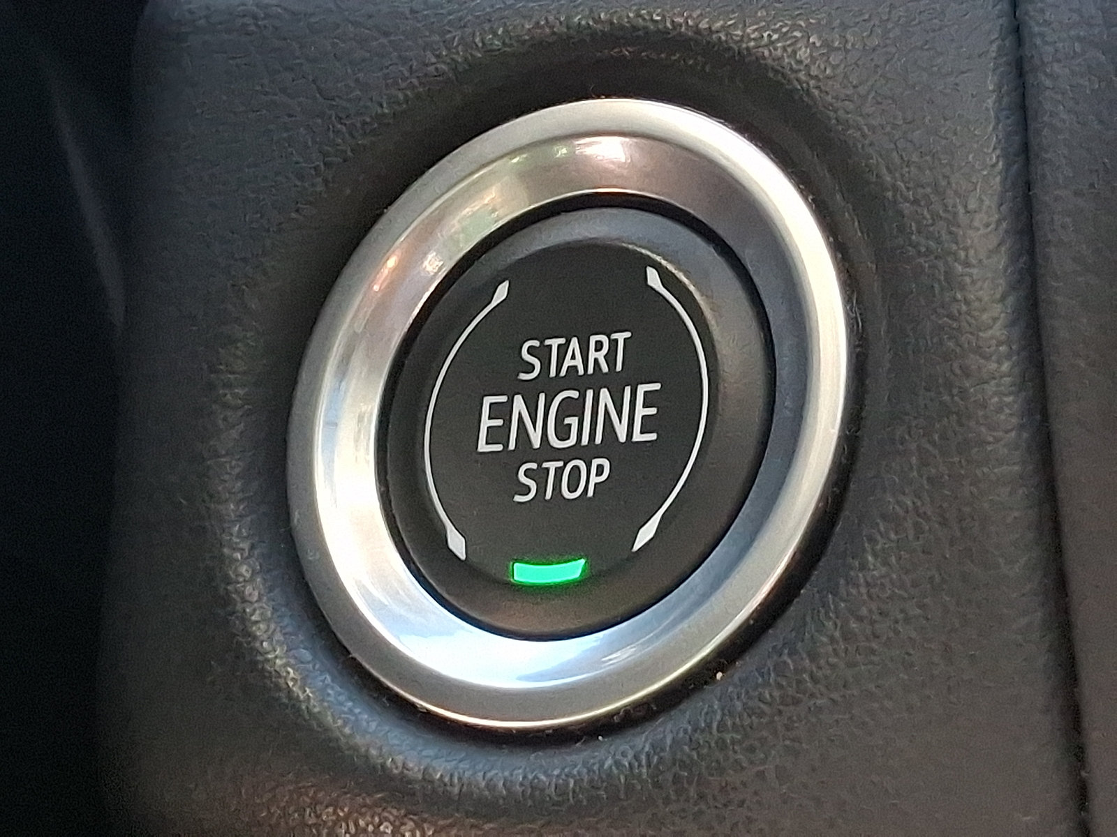 2024 GMC Yukon AT4 - Photo 26