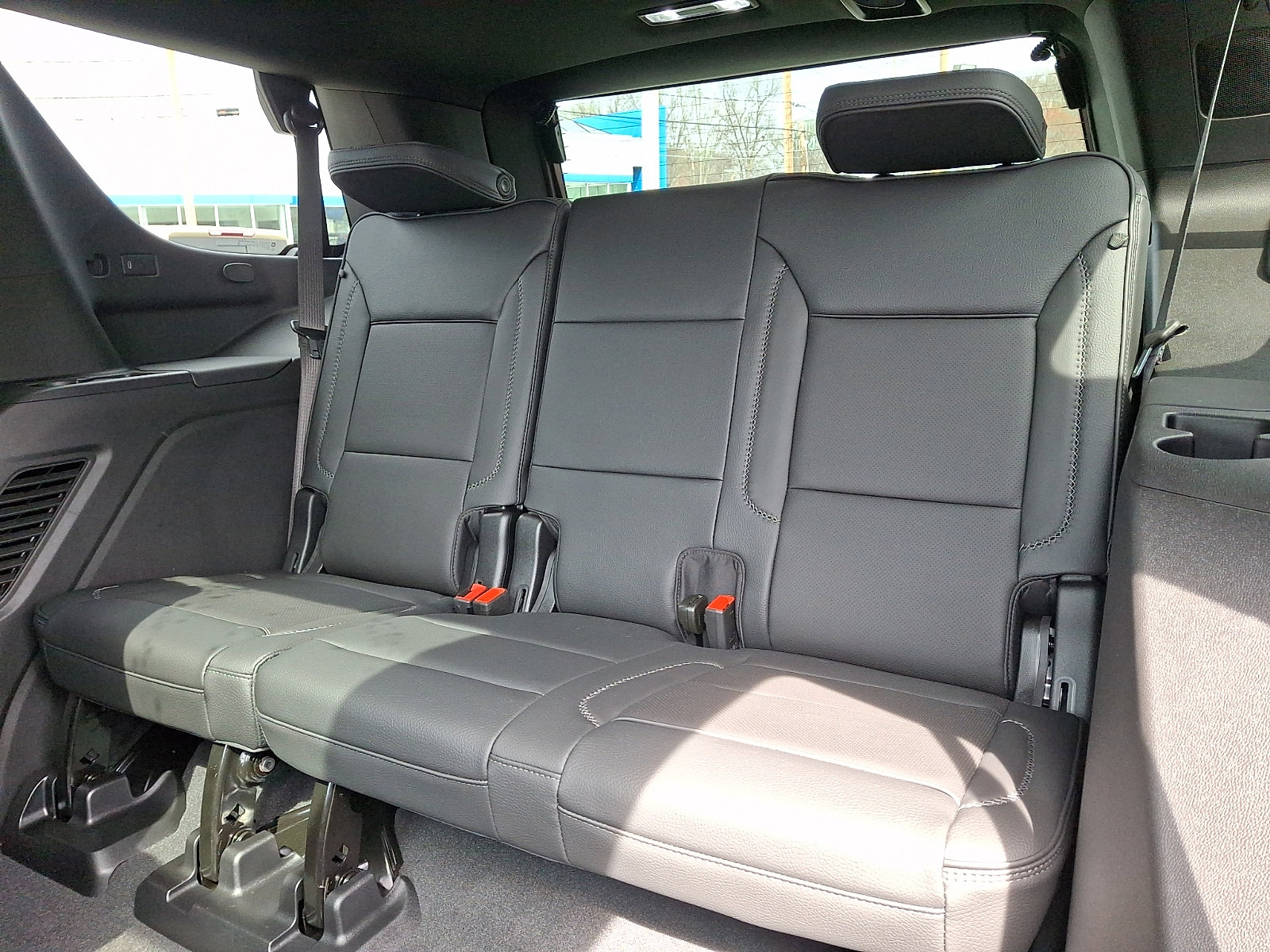 2026 GMC Yukon Denali - Photo 11