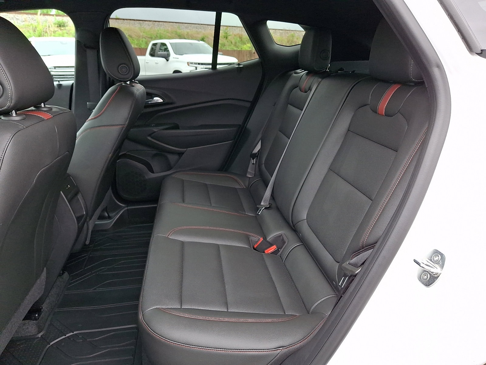 2024 Chevrolet Trax RS - Photo 10