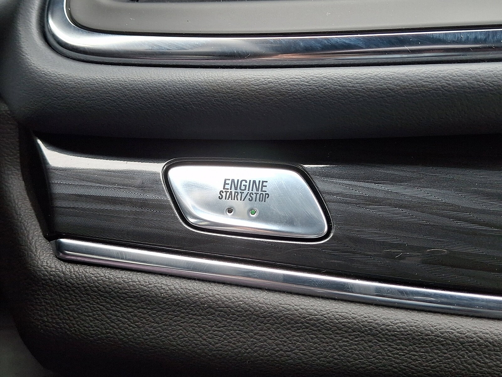 2024 Buick Enclave Essence - Photo 25