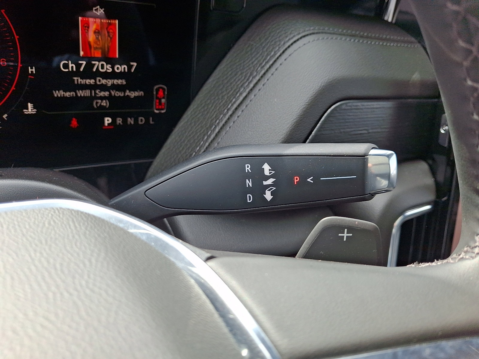 2026 GMC Yukon Denali - Photo 17