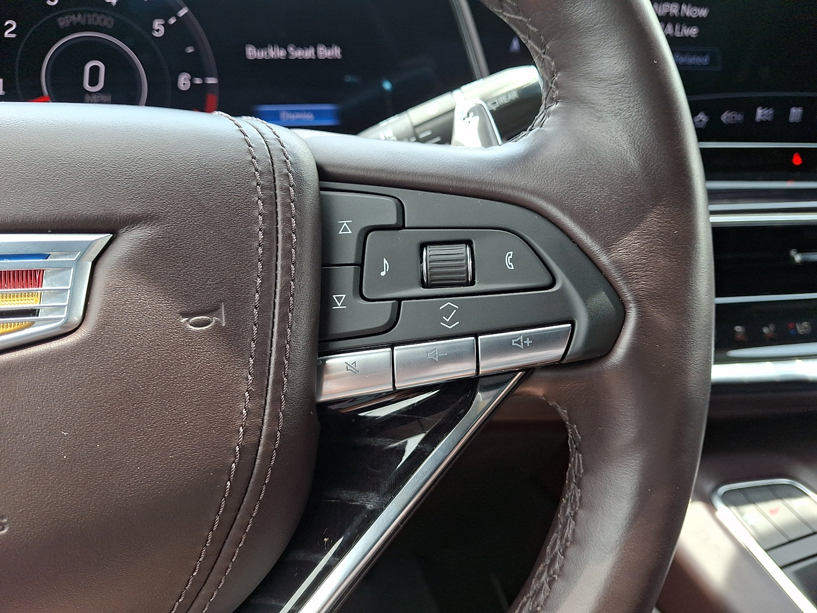 2024 Cadillac Escalade ESV V-Series - Photo 23