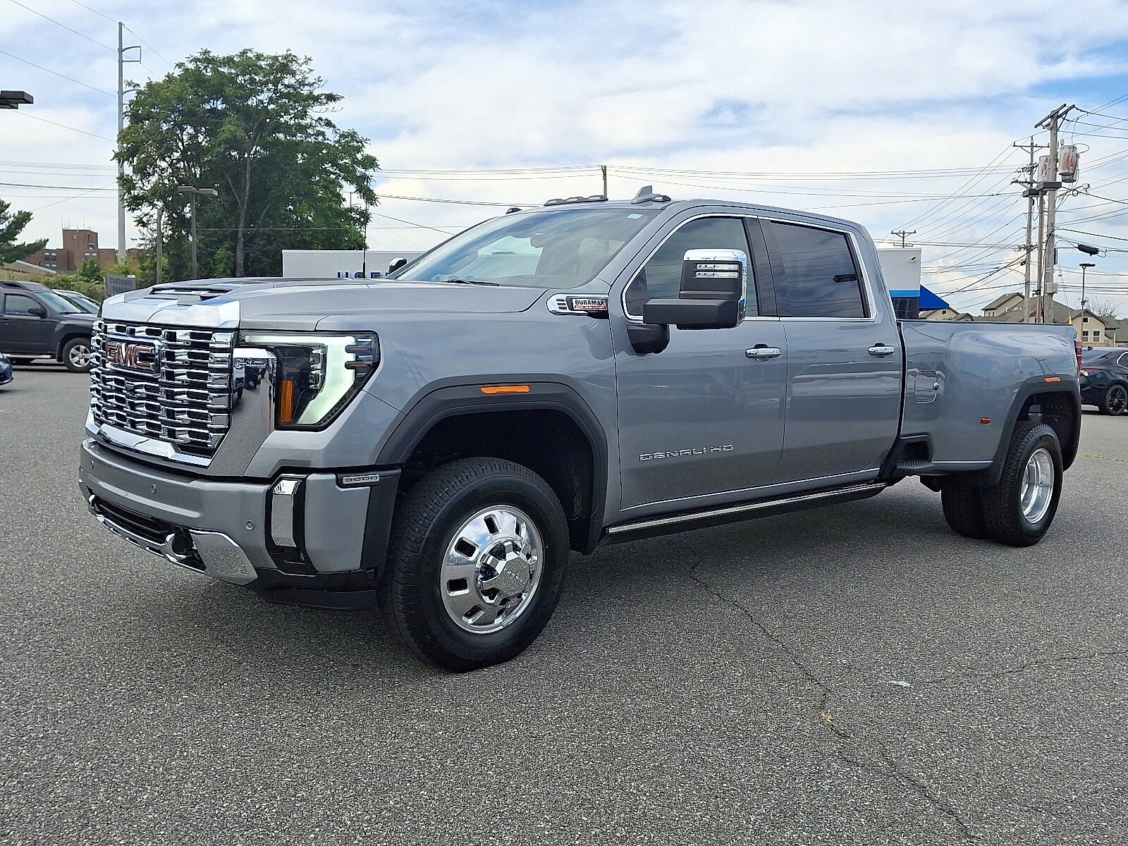 2025 Gmc Sierra 3500 HD Denali photo 3