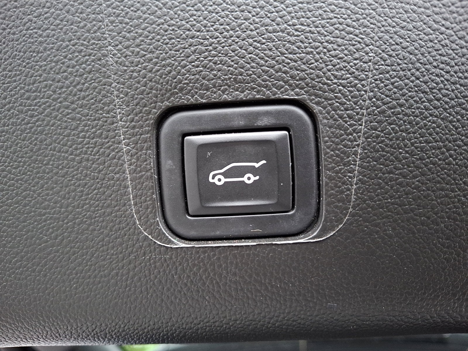 2023 Chevrolet Traverse 1LT - Photo 31