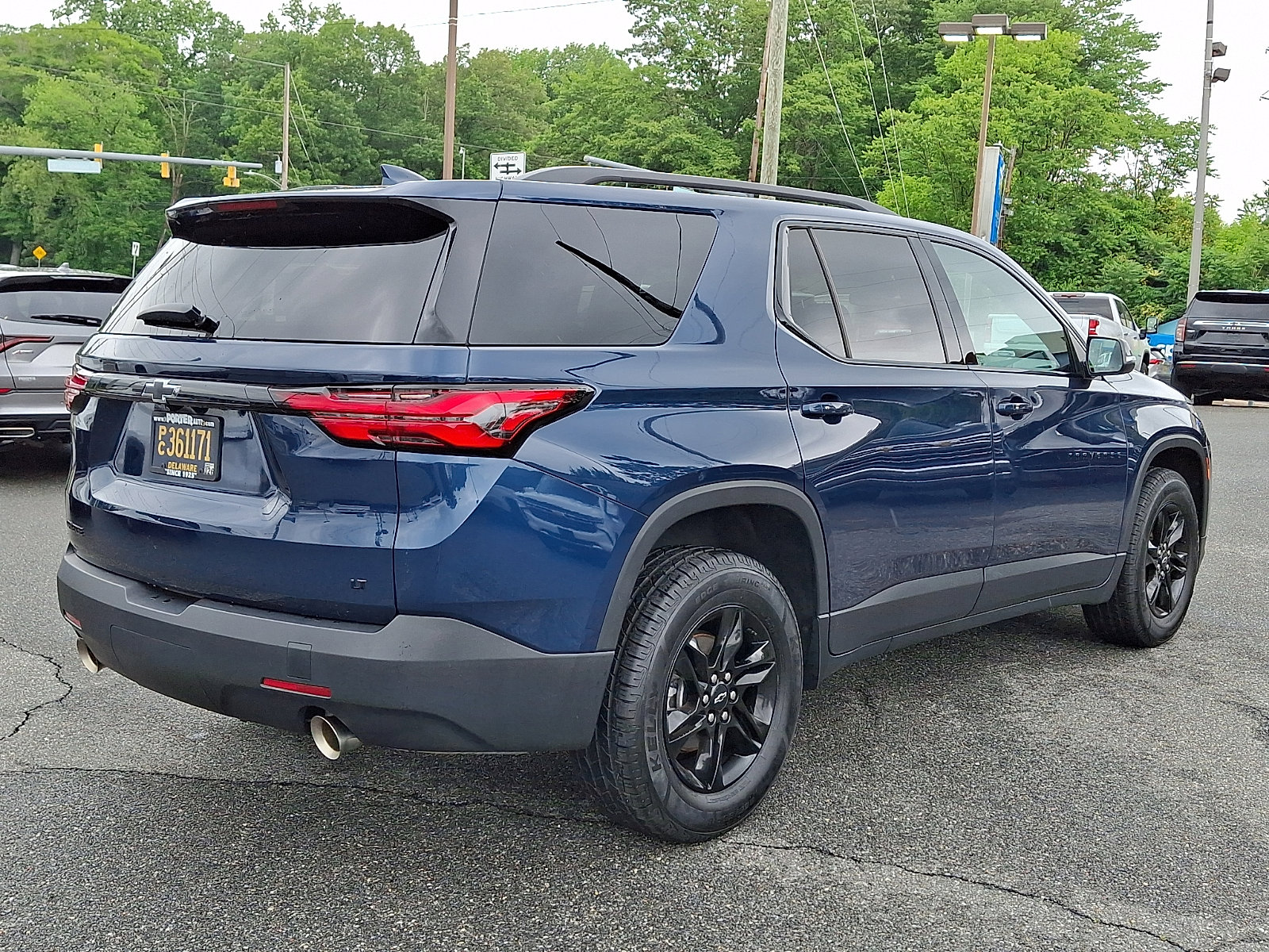 2023 Chevrolet Traverse 1LT - Photo 6
