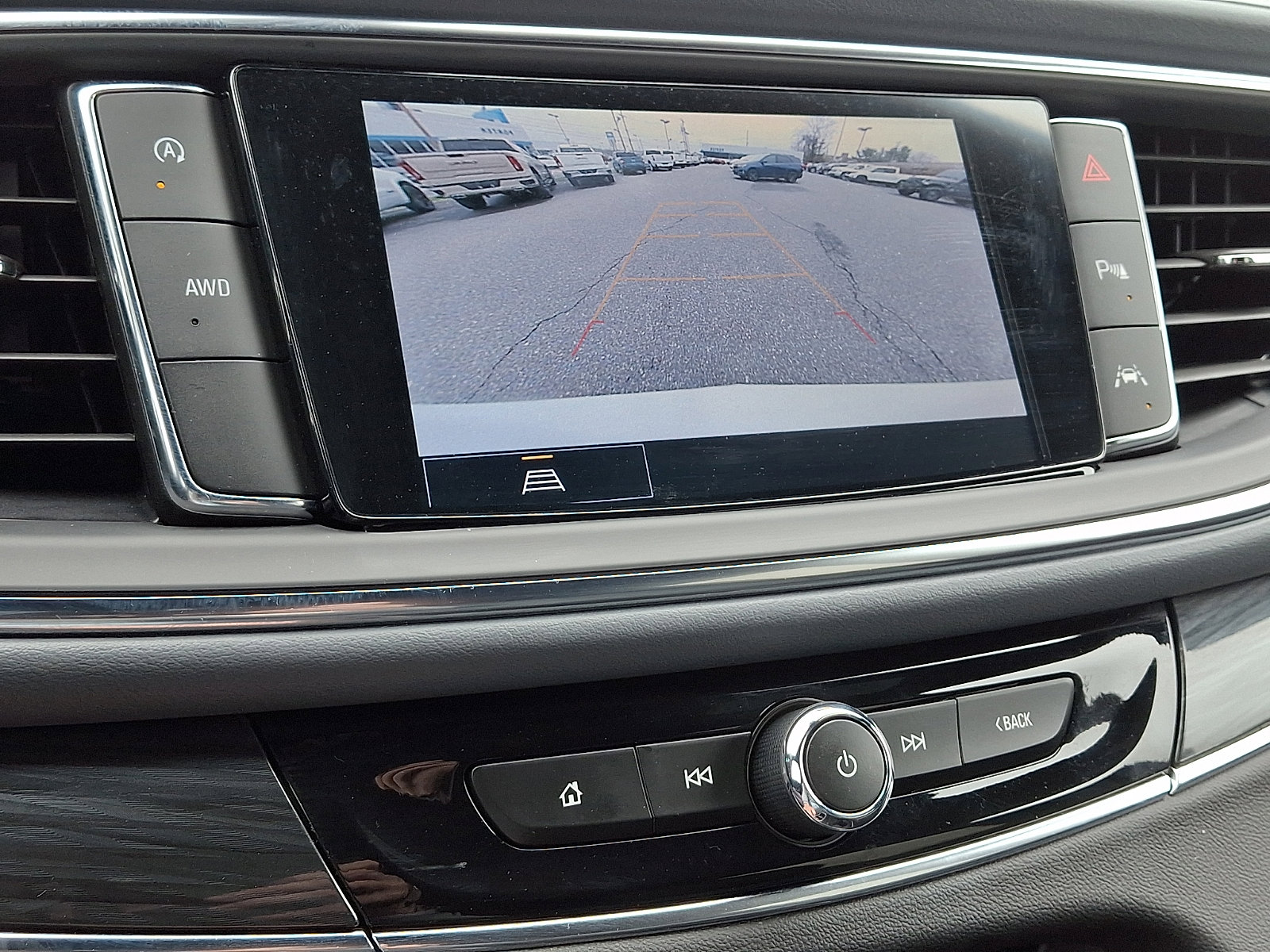 2024 Buick Enclave Essence - Photo 18