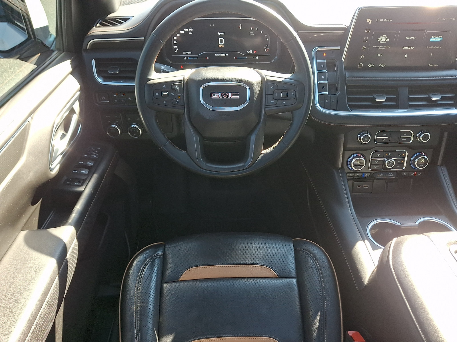 2024 GMC Yukon AT4 - Photo 13