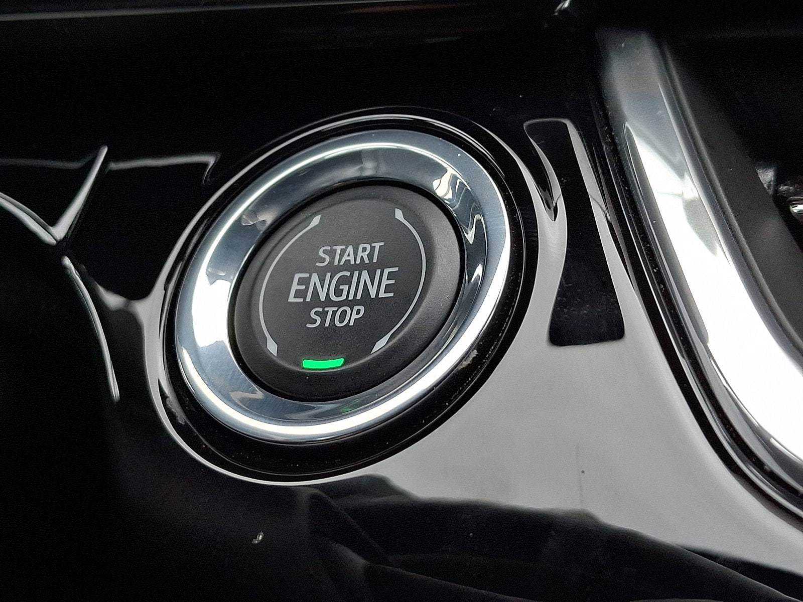 2024 Chevrolet Trax RS - Photo 22