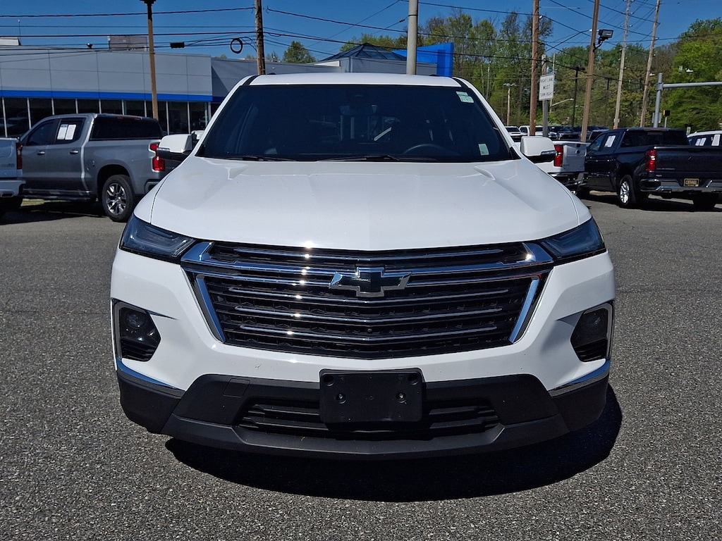 Used 2023 Chevrolet Traverse LT Leather SUV