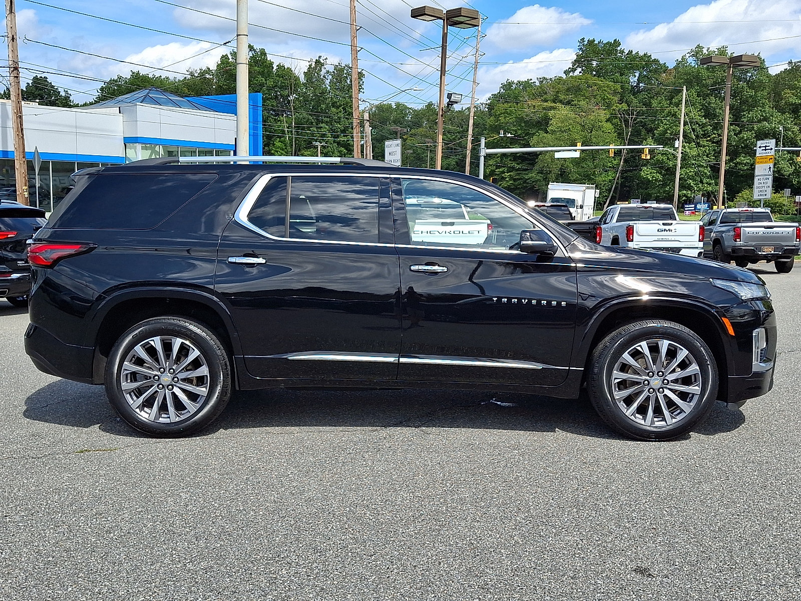 2023 Chevrolet Traverse Premier - Photo 7