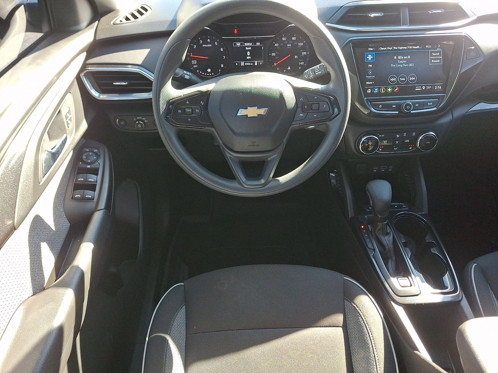 2023 Chevrolet TrailBlazer LT - Photo 12