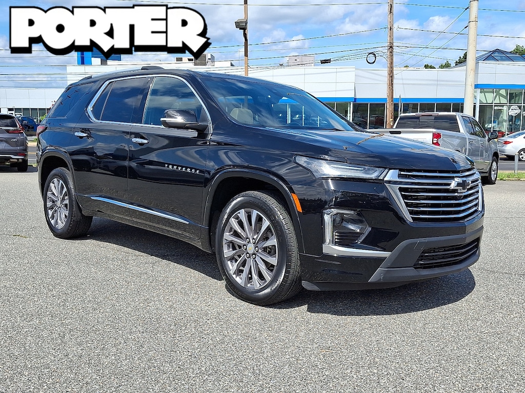 Used 2023 Chevrolet Traverse Premier SUV