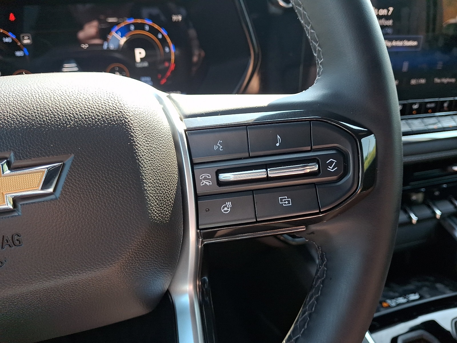 2024 Chevrolet Colorado LT - Photo 19