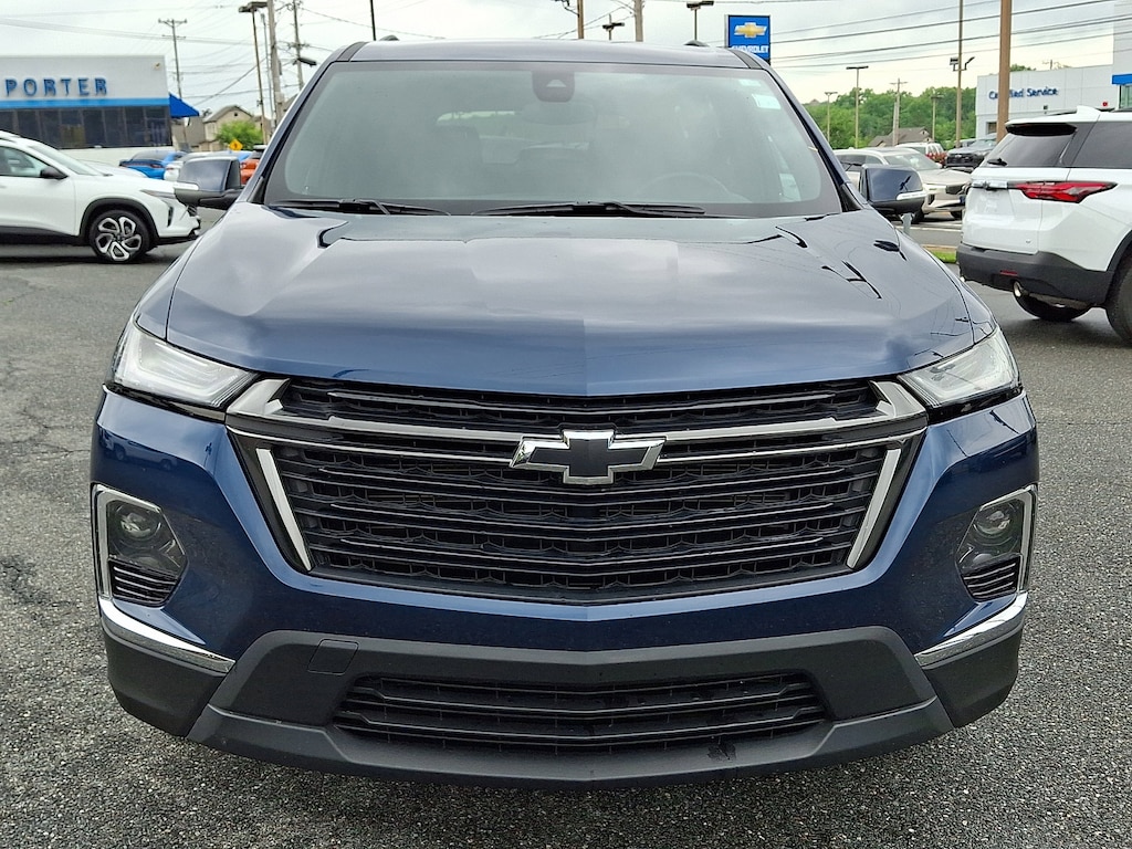 Used 2023 Chevrolet Traverse LT Cloth SUV