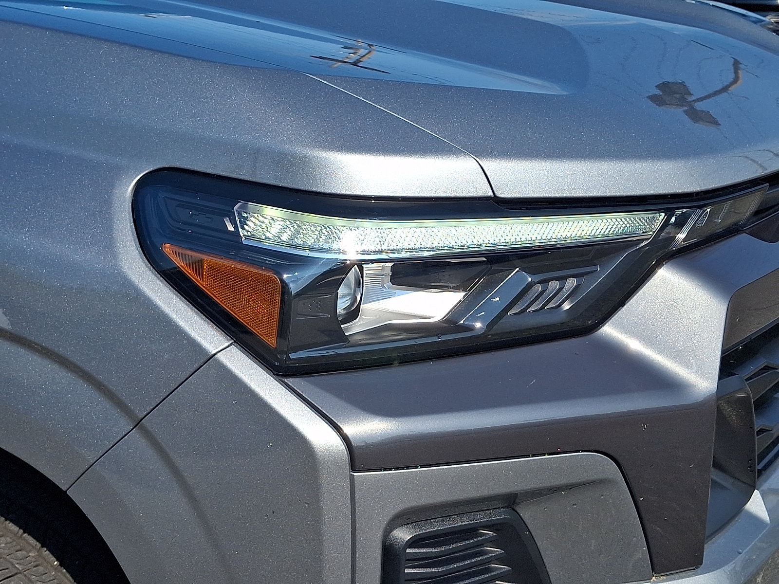 2024 Chevrolet Colorado LT - Photo 9