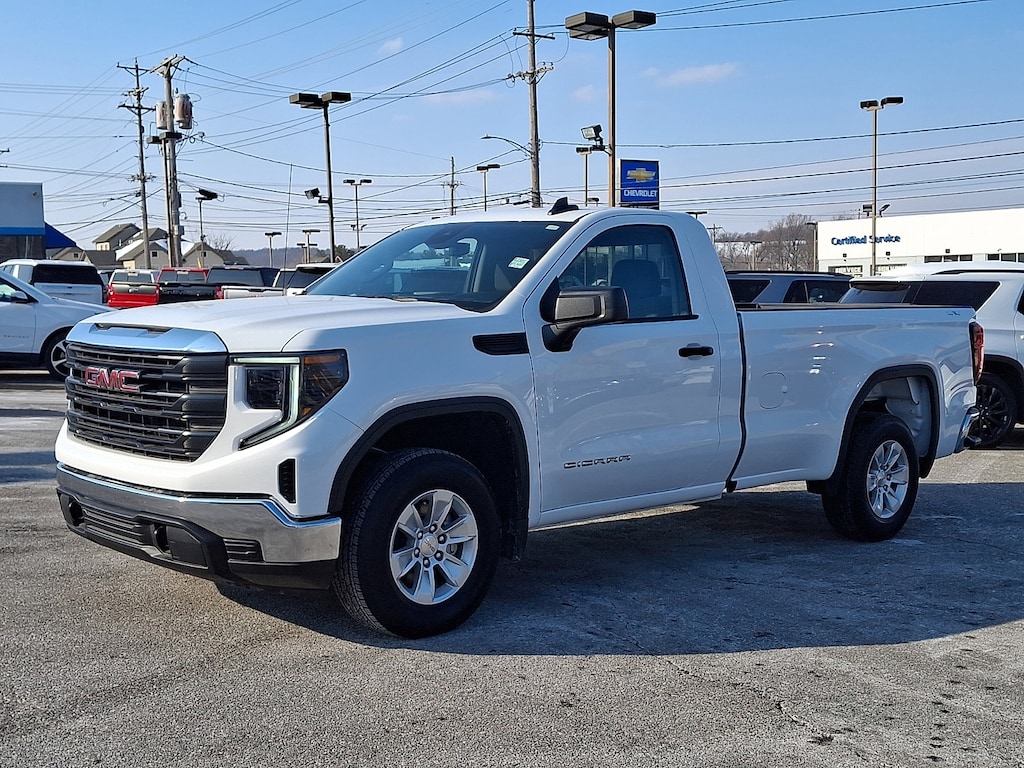 Used 2024 GMC