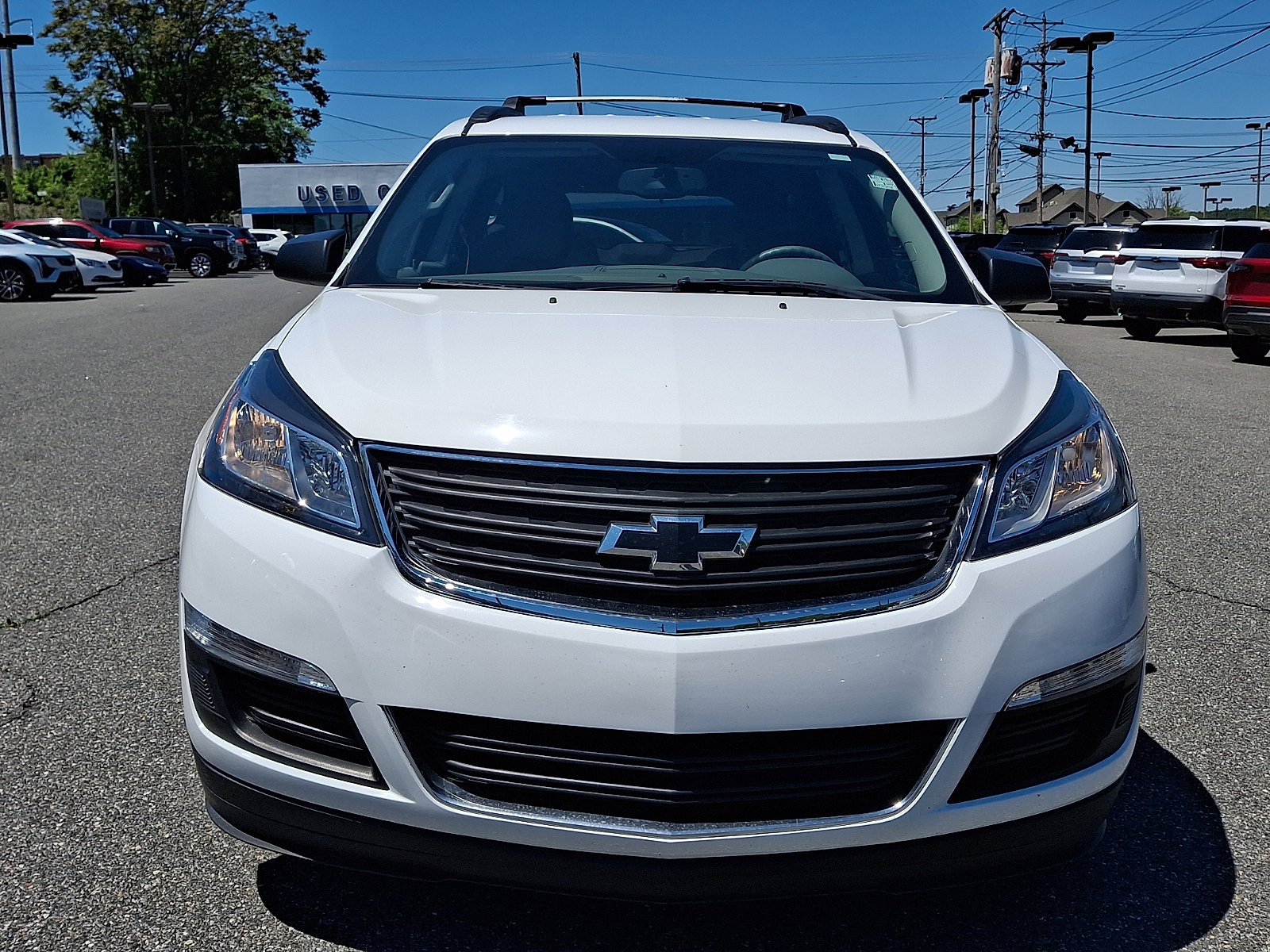 Used 2017 Chevrolet Traverse LS with VIN 1GNKVFKD7HJ321916 for sale in Newark, DE