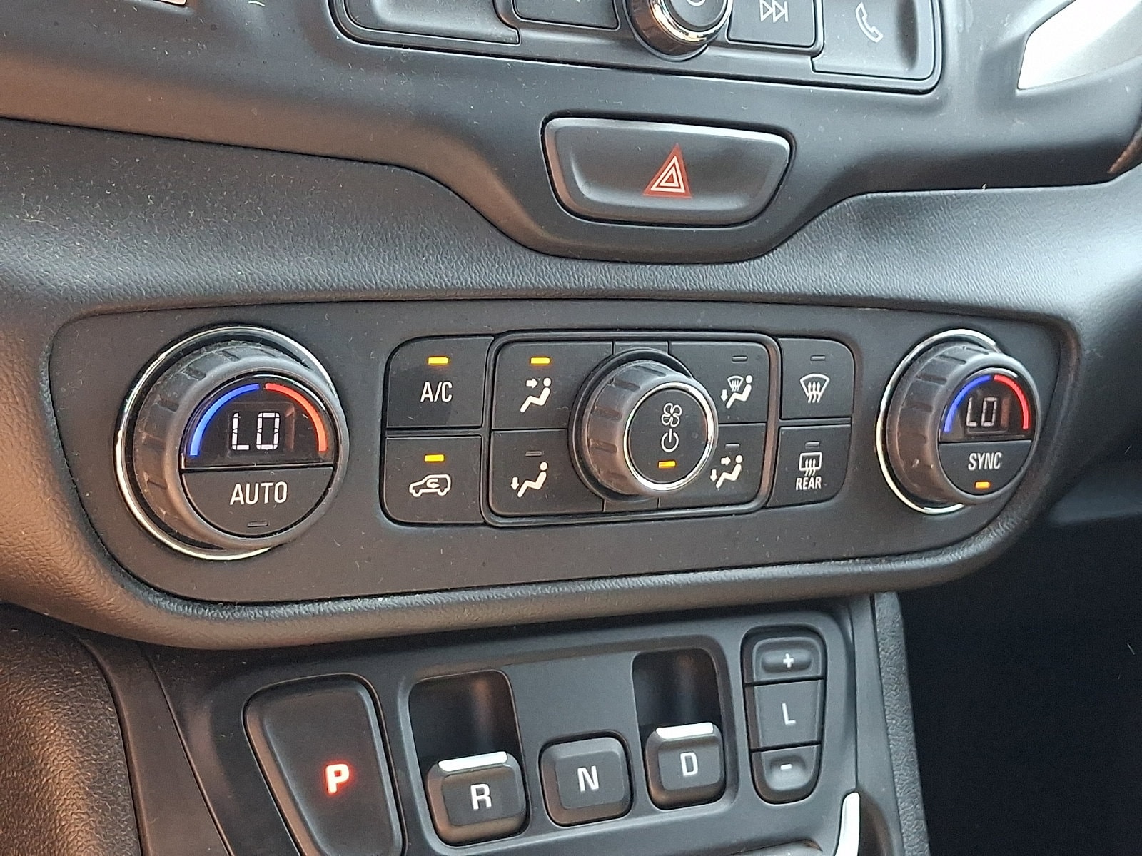2021 GMC Terrain SLE - Photo 15