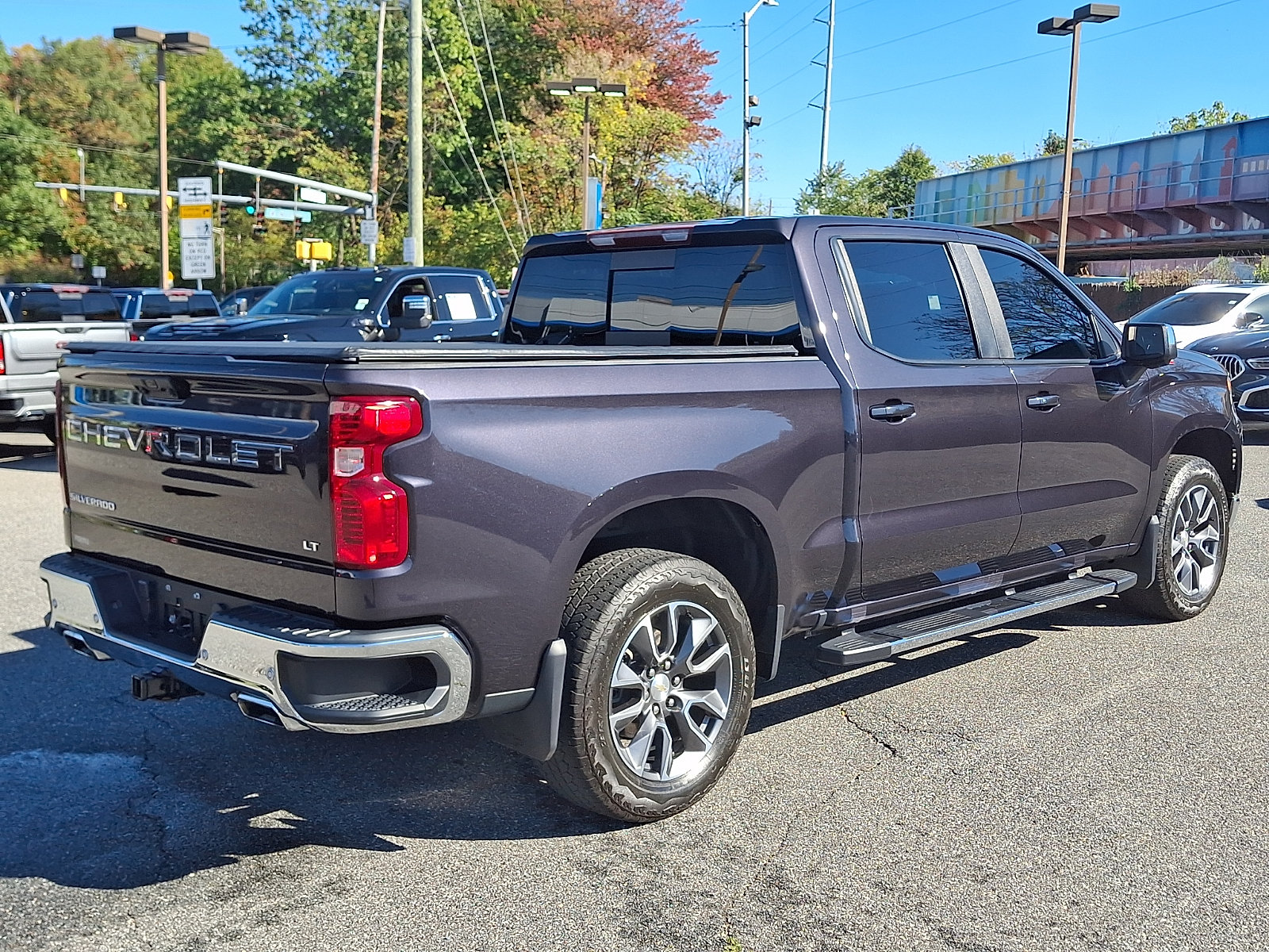 2024 Chevrolet Silverado 1500 LT - Photo 6