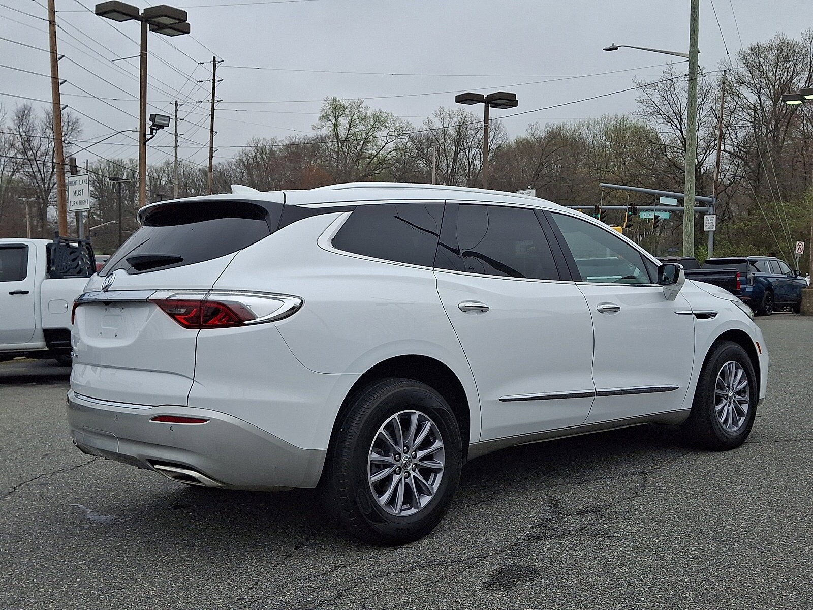 2024 Buick Enclave Essence - Photo 6