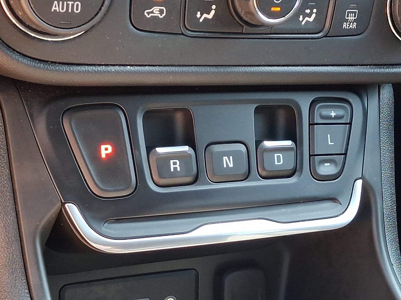 2021 GMC Terrain SLE - Photo 14