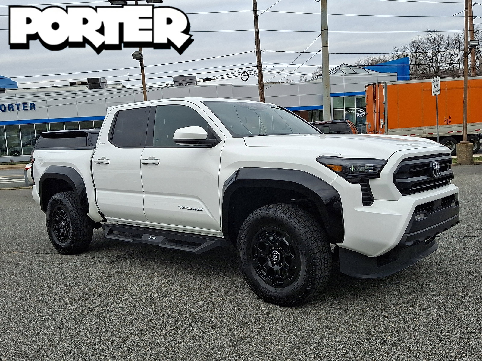 2024 Toyota Tacoma SR5's photo