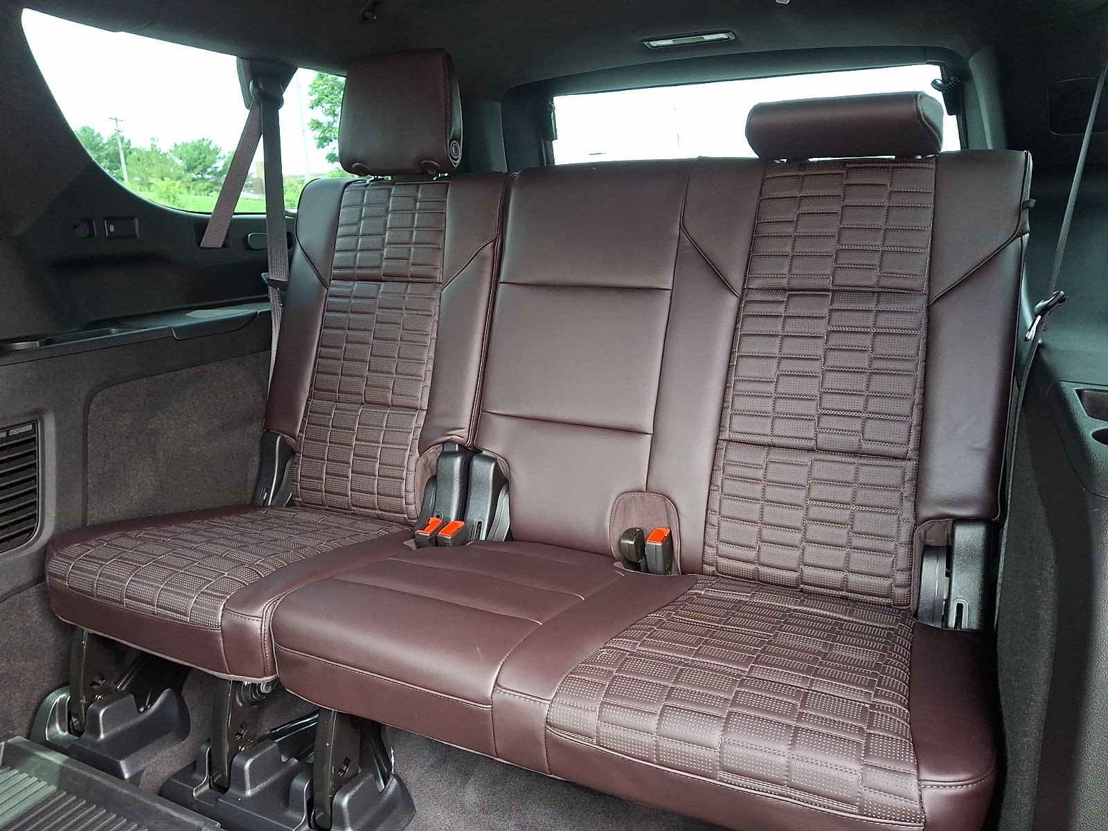 2024 Cadillac Escalade ESV V-Series - Photo 11