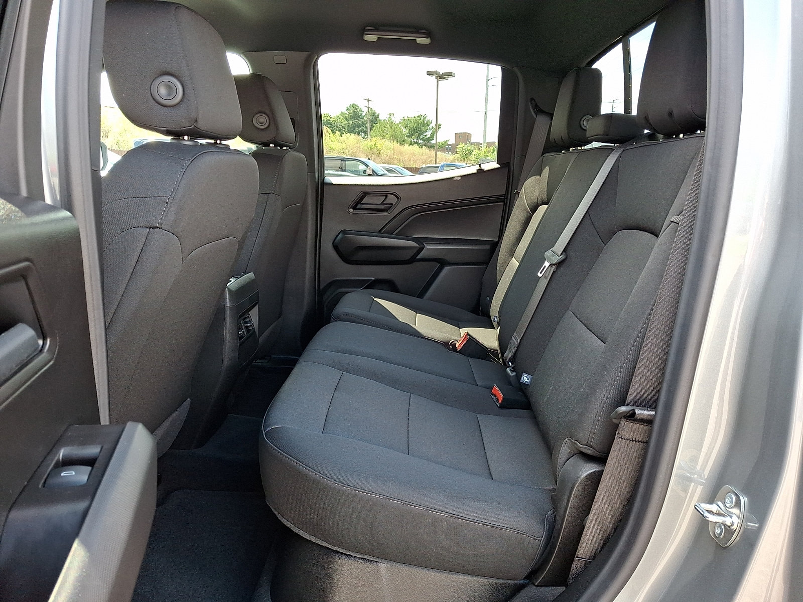 2026 Chevrolet Colorado Trail Boss - Photo 10