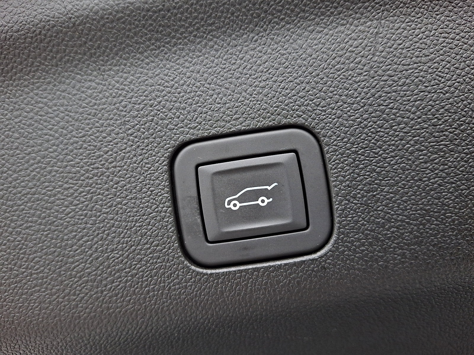 2026 Chevrolet Tahoe RST - Photo 35
