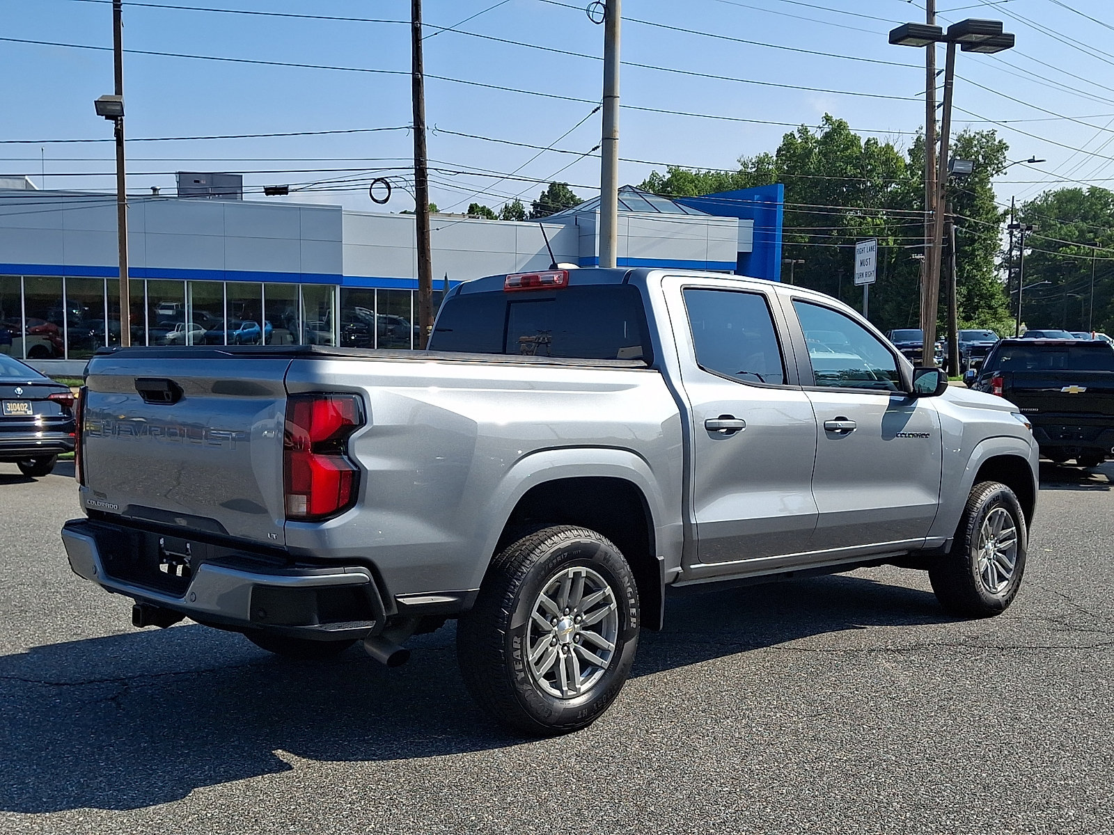 2024 Chevrolet Colorado LT - Photo 6