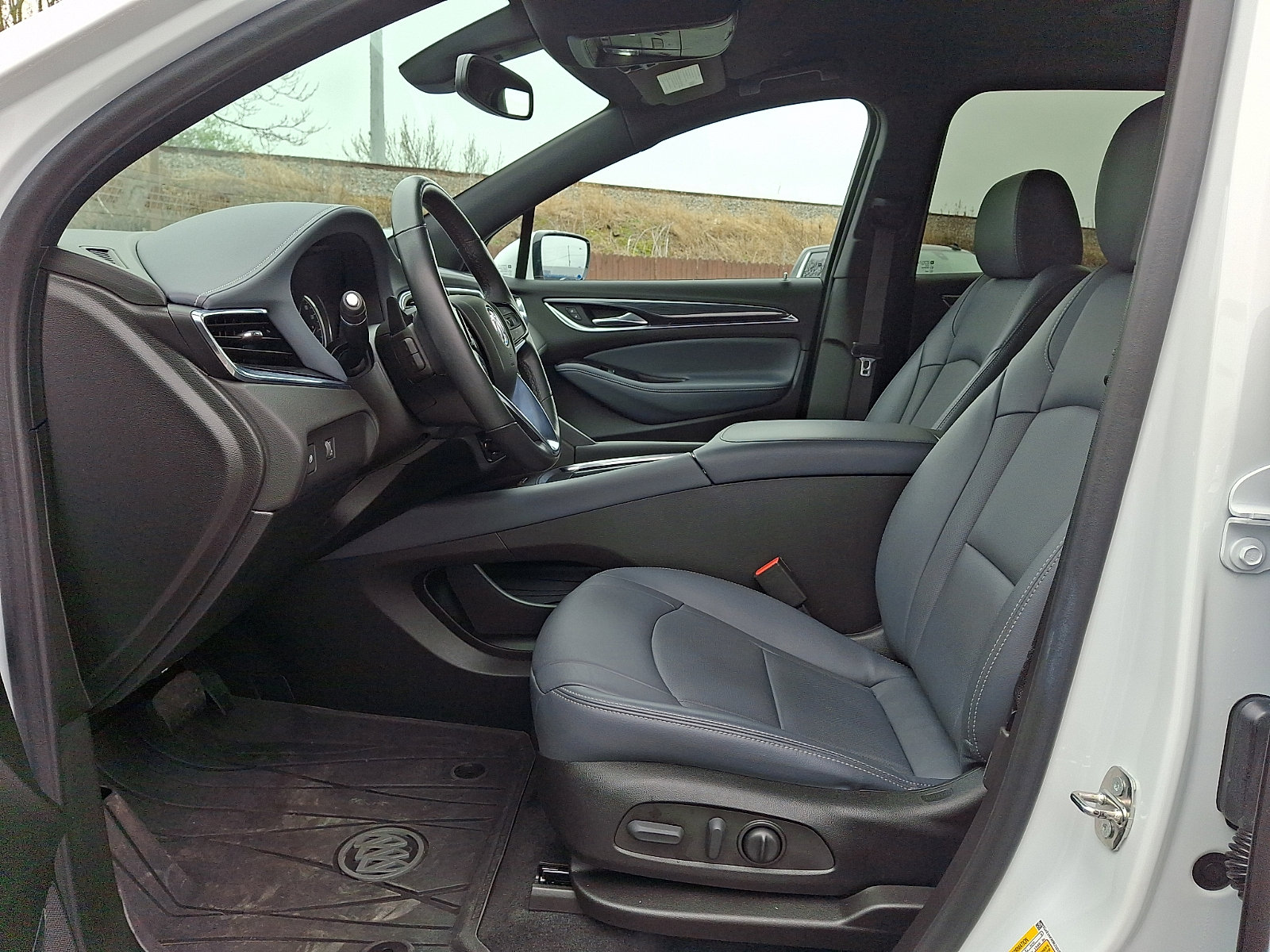 2024 Buick Enclave Essence - Photo 14