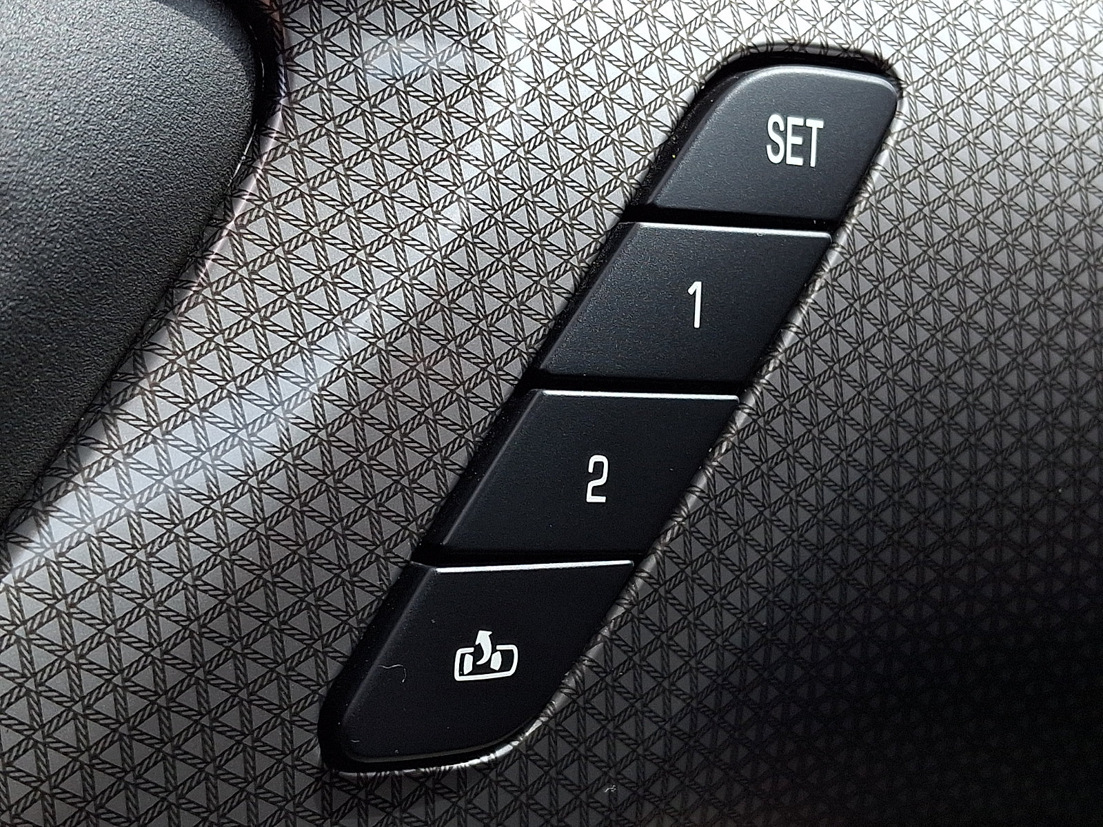 2023 Chevrolet Traverse Premier - Photo 26