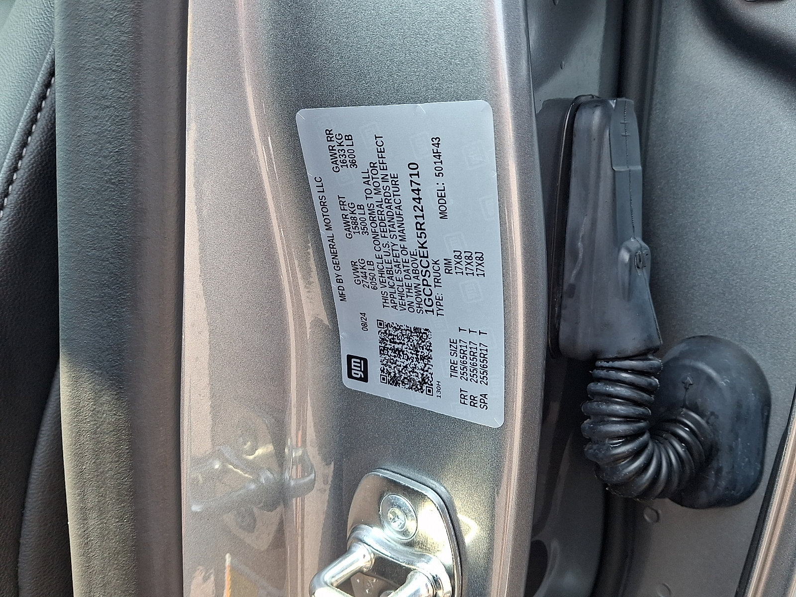 2024 Chevrolet Colorado LT - Photo 24
