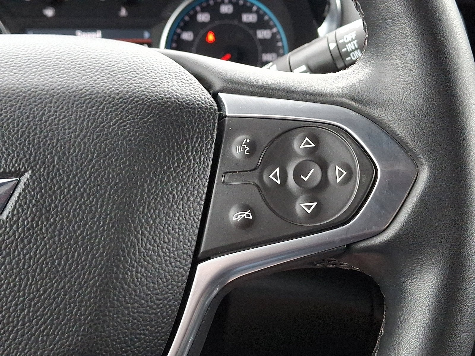 2023 Chevrolet Traverse 1LT - Photo 23
