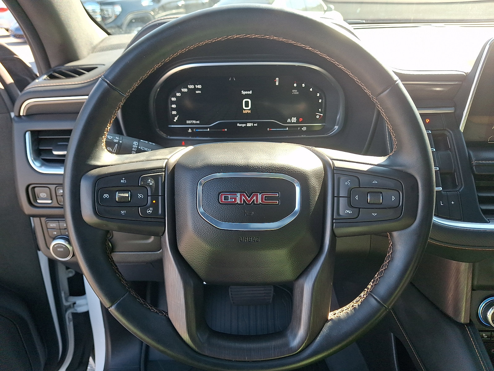 2024 GMC Yukon AT4 - Photo 22
