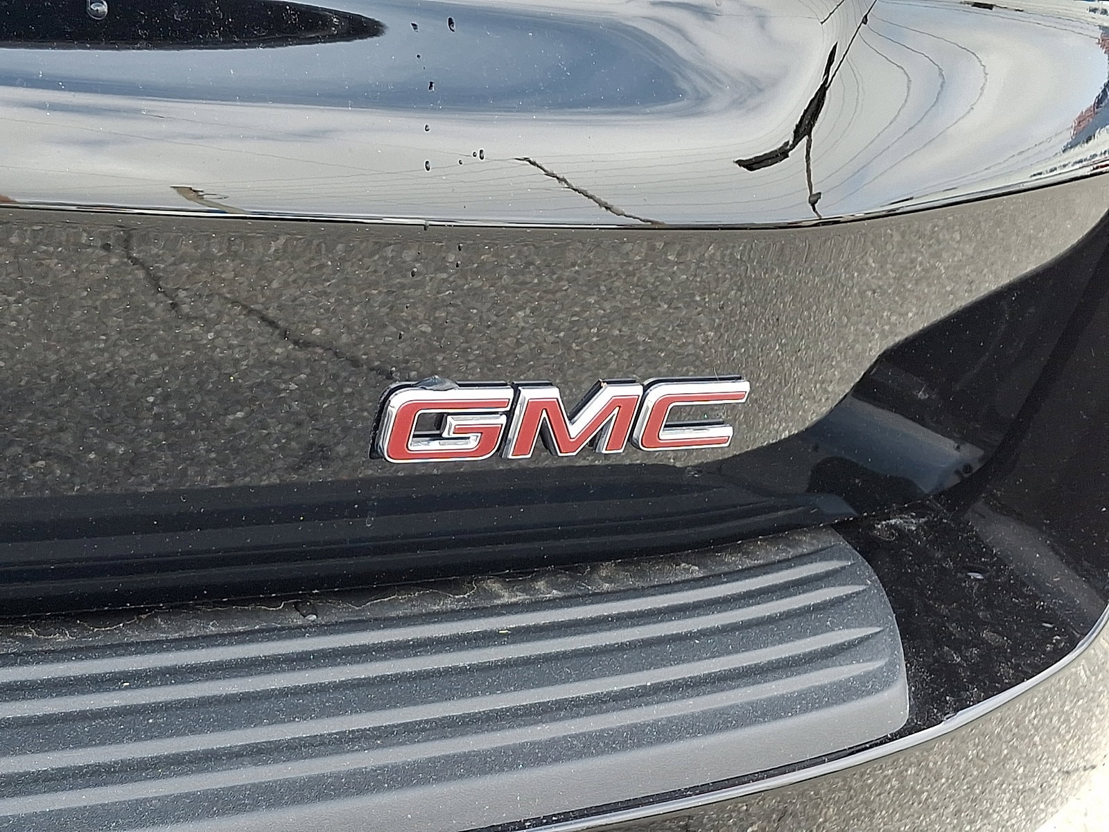 2026 GMC Yukon Denali - Photo 34