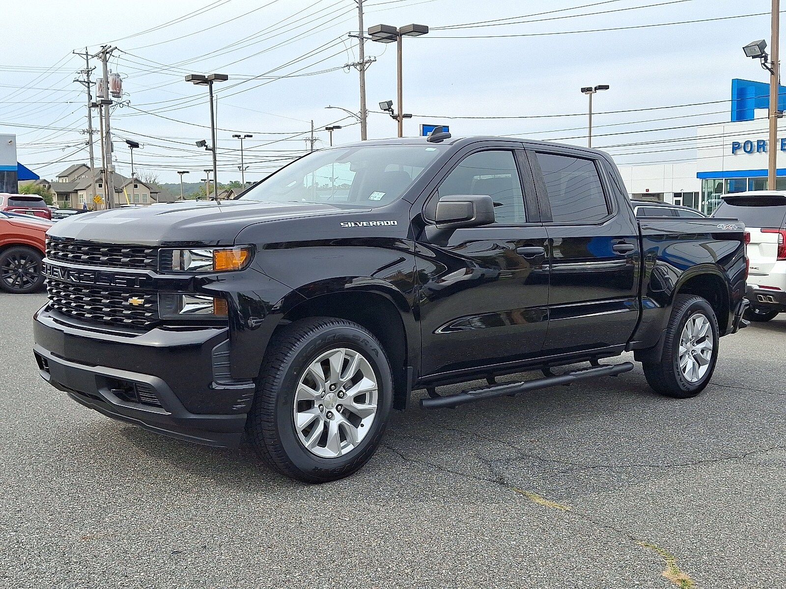 2021 Chevrolet Silverado 1500 Custom photo 2